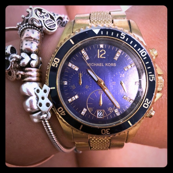 Michael Kors watch. Gold and navy - Picture 1 of 3
